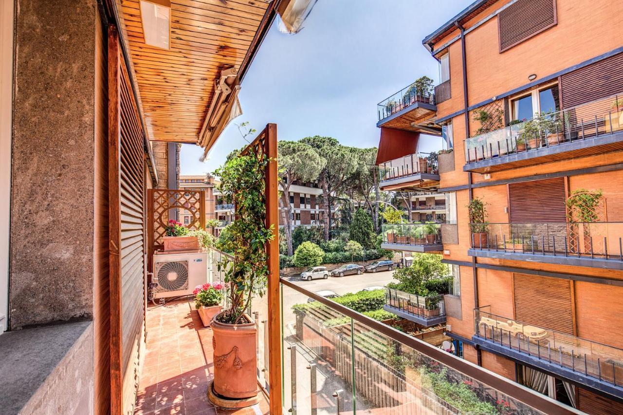 Terrazza Piccolomini: Elegant Apartment Stunning View Over Rome/St Peter'S Dome エクステリア 写真