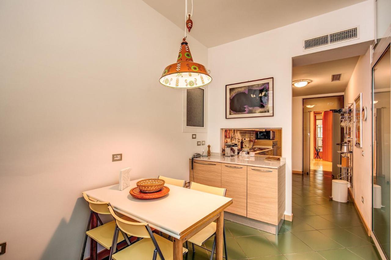 Terrazza Piccolomini: Elegant Apartment Stunning View Over Rome/St Peter'S Dome エクステリア 写真