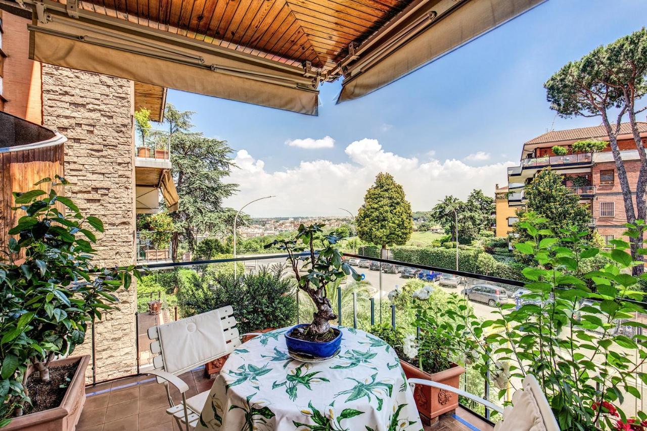 Terrazza Piccolomini: Elegant Apartment Stunning View Over Rome/St Peter'S Dome エクステリア 写真
