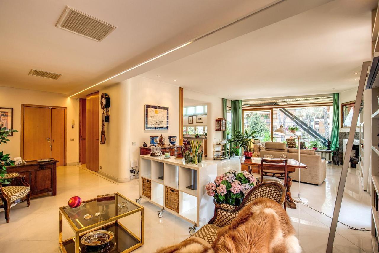 Terrazza Piccolomini: Elegant Apartment Stunning View Over Rome/St Peter'S Dome エクステリア 写真