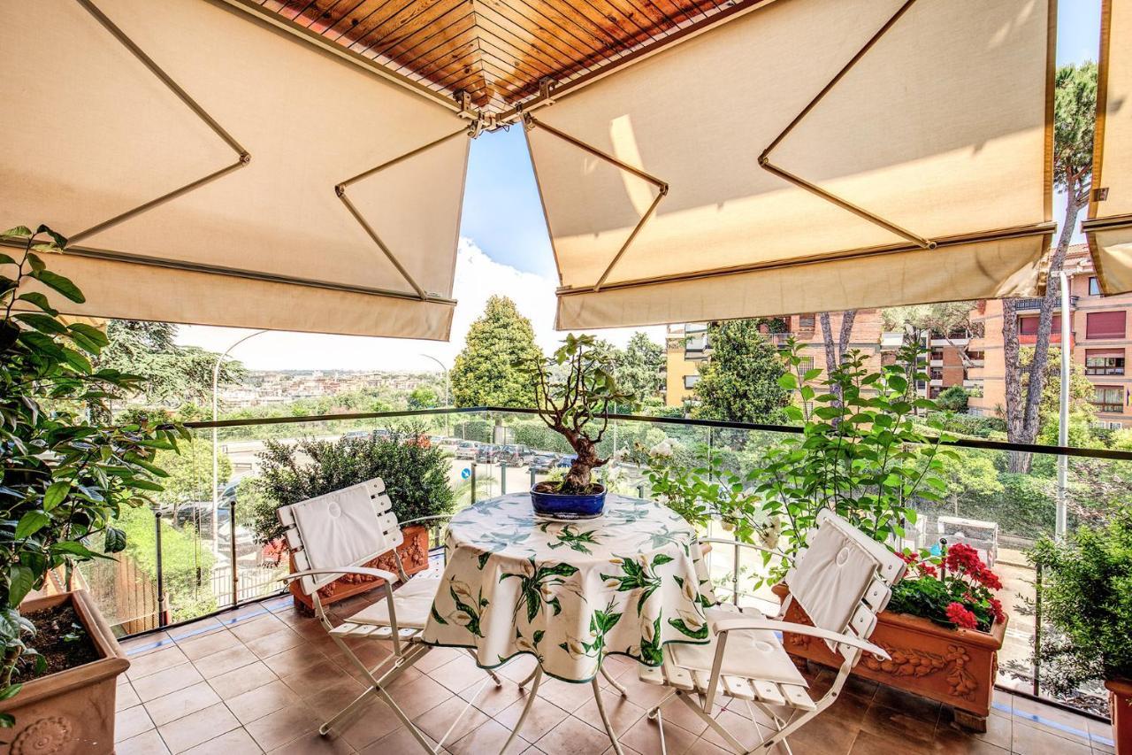 Terrazza Piccolomini: Elegant Apartment Stunning View Over Rome/St Peter'S Dome エクステリア 写真