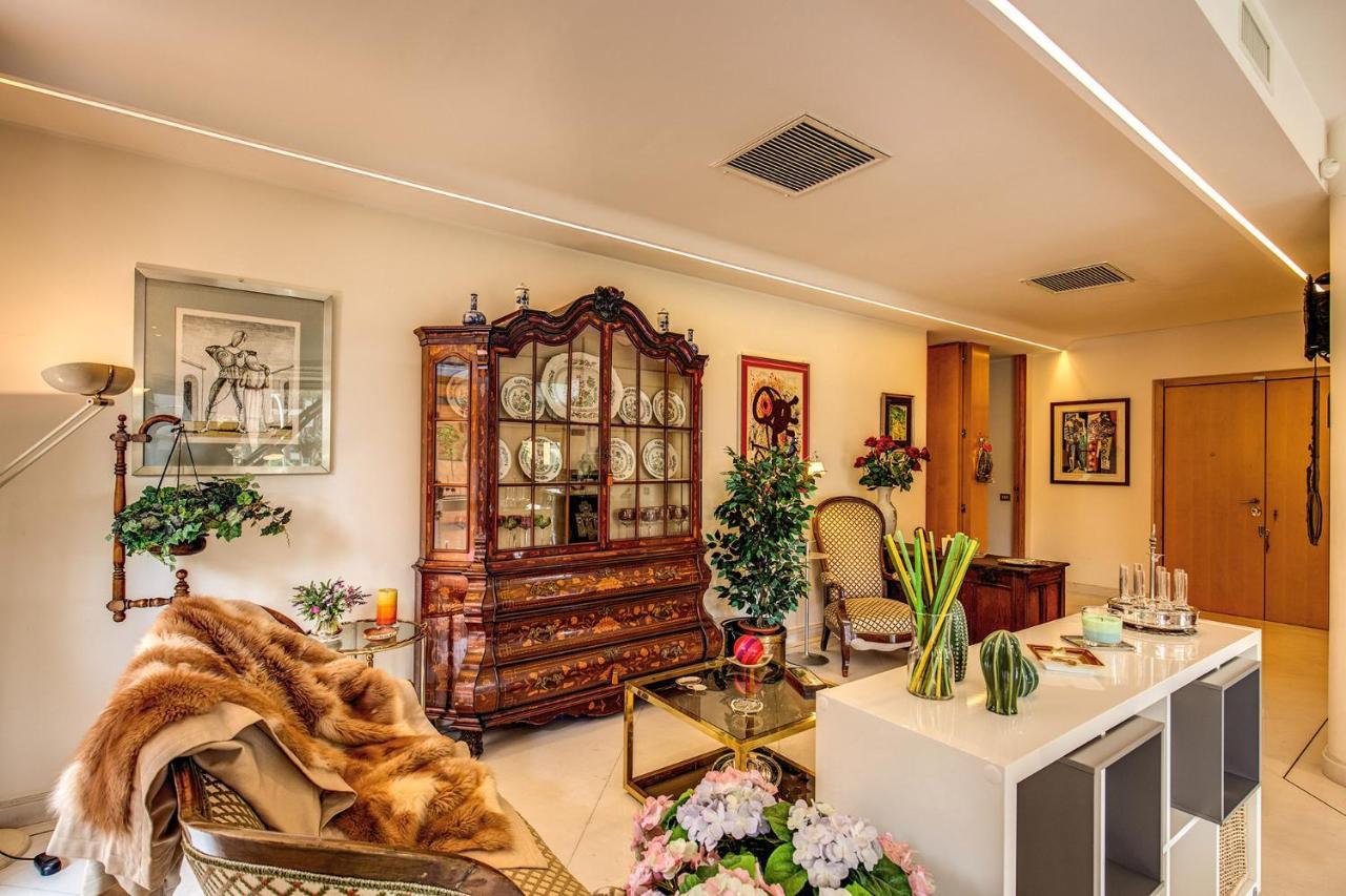 Terrazza Piccolomini: Elegant Apartment Stunning View Over Rome/St Peter'S Dome エクステリア 写真