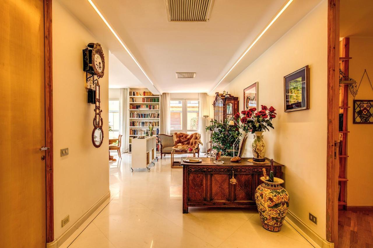 Terrazza Piccolomini: Elegant Apartment Stunning View Over Rome/St Peter'S Dome エクステリア 写真